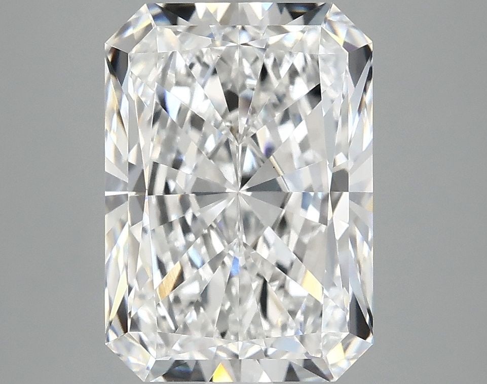 IGI Radiant 3.97ct D VVS2 - Loose Lab Diamond: IGI Radiant 3.97ct D VVS2 - Loose Lab Diamond Item Specifics: Source: This Is A Real Diamond Grown In A Lab Not Mined. Carat: 3.97 Cut: - Color: D Clarity: VVS2 Polish: EX Symmetry: EX Measurements: 1
