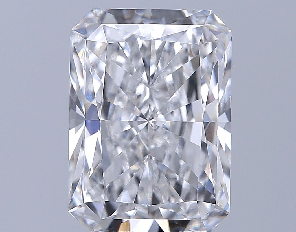 IGI Radiant 4.12ct D VVS2 - Loose Lab Diamond: IGI Radiant 4.12ct D VVS2 - Loose Lab Diamond Item Specifics: Source: This Is A Real Diamond Grown In A Lab Not Mined. Carat: 4.12 Cut: - Color: D Clarity: VVS2 Polish: EX Symmetry: EX Measurements: 1
