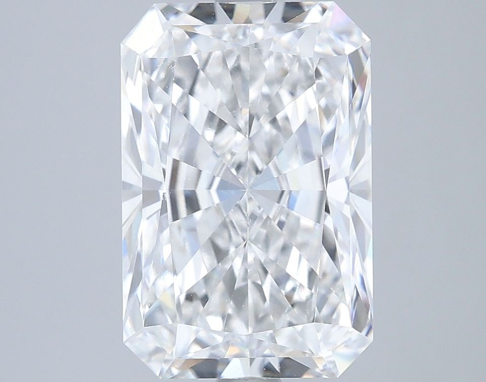 IGI Radiant 3.79ct D VVS2 - Loose Lab Diamond: IGI Radiant 3.79ct D VVS2 - Loose Lab Diamond Item Specifics: Source: This Is A Real Diamond Grown In A Lab Not Mined. Carat: 3.79 Cut: - Color: D Clarity: VVS2 Polish: EX Symmetry: EX Measurements: