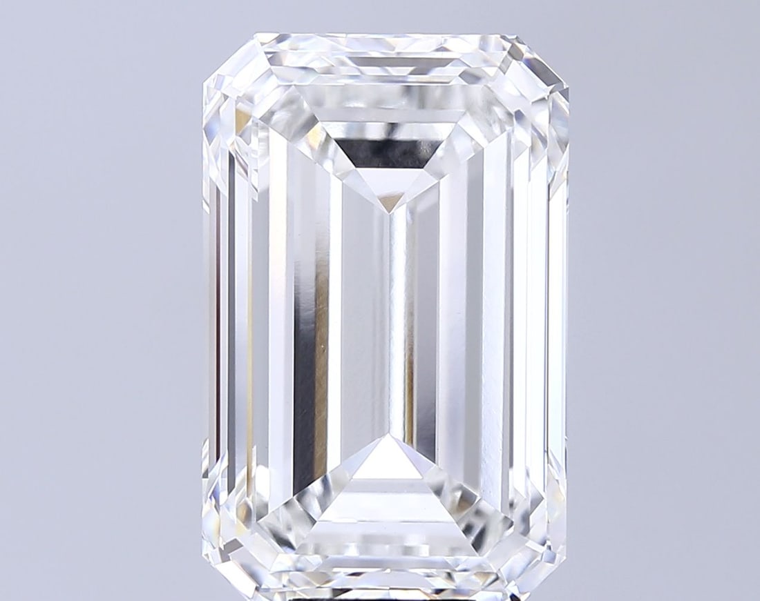 IGI Emerald 14.03ct F VVS2 - Loose Lab Diamond: IGI Emerald 14.03ct F VVS2 - Loose Lab Diamond Item Specifics: Source: This Is A Real Diamond Grown In A Lab Not Mined. Carat: 14.03 Cut: - Color: F Clarity: VVS2 Polish: EX Symmetry: EX