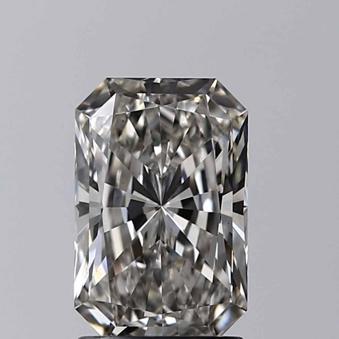 GIA Radiant 1.5ct H VVS2 - Loose Lab Diamond: GIA Radiant 1.5ct H VVS2 - Loose Lab Diamond Item Specifics: Source: This Is A Real Diamond Grown In A Lab Not Mined. Carat: 1.5 Cut: - Color: H Clarity: VVS2 Polish: EX Symmetry: VG Measurements: 8.6