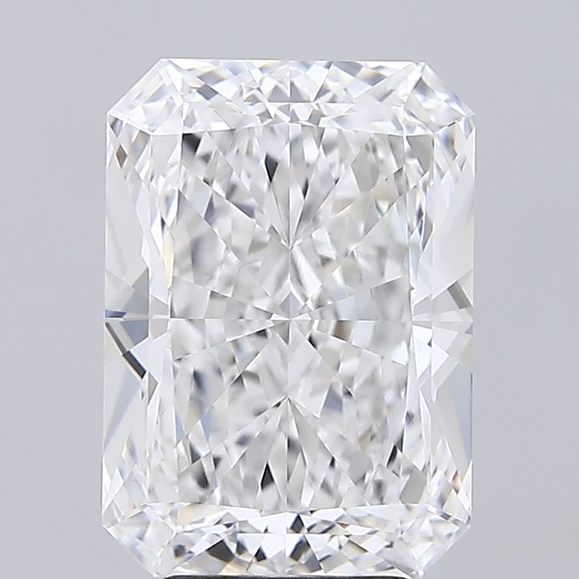 IGI Radiant 4.69ct E VVS2 - Loose Lab Diamond: IGI Radiant 4.69ct E VVS2 - Loose Lab Diamond Item Specifics: Source: This Is A Real Diamond Grown In A Lab Not Mined. Carat: 4.69 Cut: - Color: E Clarity: VVS2 Polish: EX Symmetry: EX Measurements: 1
