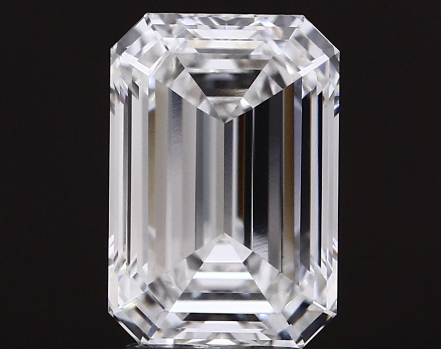 IGI Emerald 4.1ct F VVS2 - Loose Lab Diamond: IGI Emerald 4.1ct F VVS2 - Loose Lab Diamond Item Specifics: Source: This Is A Real Diamond Grown In A Lab Not Mined. Carat: 4.1 Cut: - Color: F Clarity: VVS2 Polish: EX Symmetry: EX Measurements: 11.