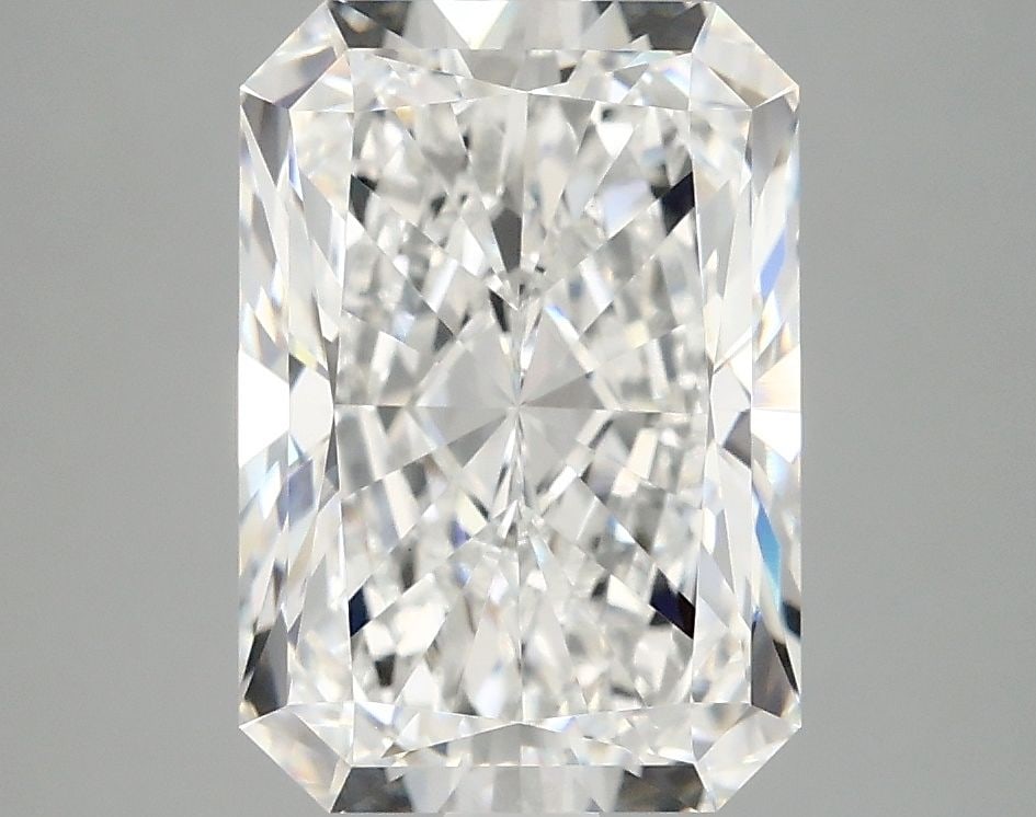 IGI Radiant 4.14ct E VVS2 - Loose Lab Diamond: IGI Radiant 4.14ct E VVS2 - Loose Lab Diamond Item Specifics: Source: This Is A Real Diamond Grown In A Lab Not Mined. Carat: 4.14 Cut: - Color: E Clarity: VVS2 Polish: EX Symmetry: EX Measurements: 1