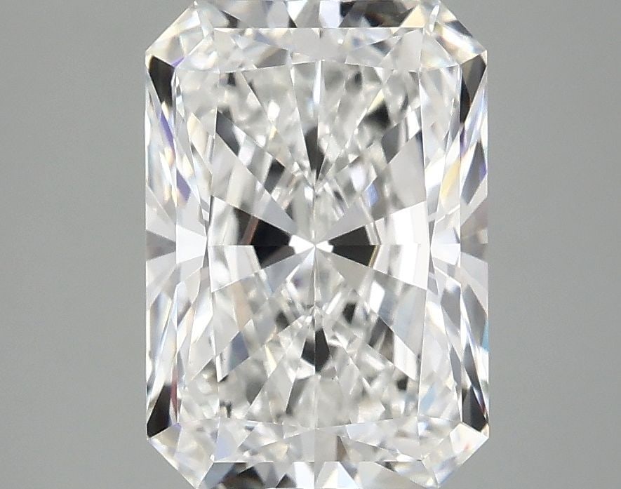 IGI Radiant 3.08ct E VVS2 - Loose Lab Diamond: IGI Radiant 3.08ct E VVS2 - Loose Lab Diamond Item Specifics: Source: This Is A Real Diamond Grown In A Lab Not Mined. Carat: 3.08 Cut: - Color: E Clarity: VVS2 Polish: EX Symmetry: EX Measurements: 1