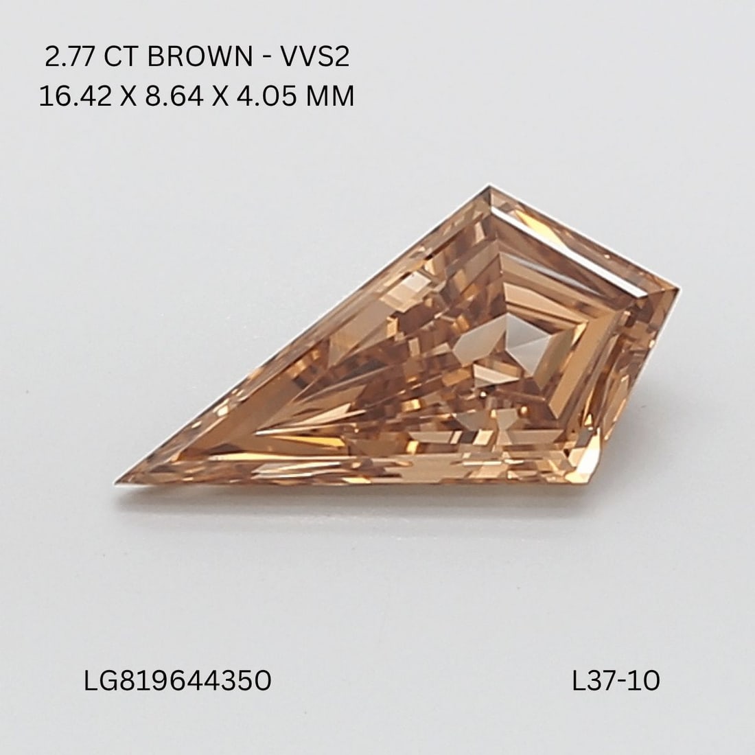 IGI Kite 2.77ct Fancy Brown VVS2 - Loose Lab Diamond: IGI Kite 2.77ct Fancy Brown VVS2 - Loose Lab Diamond Item Specifics: Source: This Is A Real Diamond Grown In A Lab Not Mined. Carat: 2.77 Cut: - Color: Fancy Brown Clarity: VVS2 Polish: EX Symmetry: