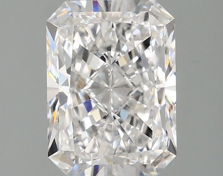 IGI Radiant 1.99ct E VVS1 - Loose Lab Diamond: IGI Radiant 1.99ct E VVS1 - Loose Lab Diamond Item Specifics: Source: This Is A Real Diamond Grown In A Lab Not Mined. Carat: 1.99 Cut: - Color: E Clarity: VVS1 Polish: EX Symmetry: EX Measurements: 8