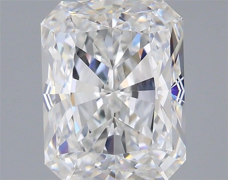 IGI Radiant 2.51ct E VVS2 - Loose Lab Diamond: IGI Radiant 2.51ct E VVS2 - Loose Lab Diamond Item Specifics: Source: This Is A Real Diamond Grown In A Lab Not Mined. Carat: 2.51 Cut: - Color: E Clarity: VVS2 Polish: EX Symmetry: EX Measurements: 8