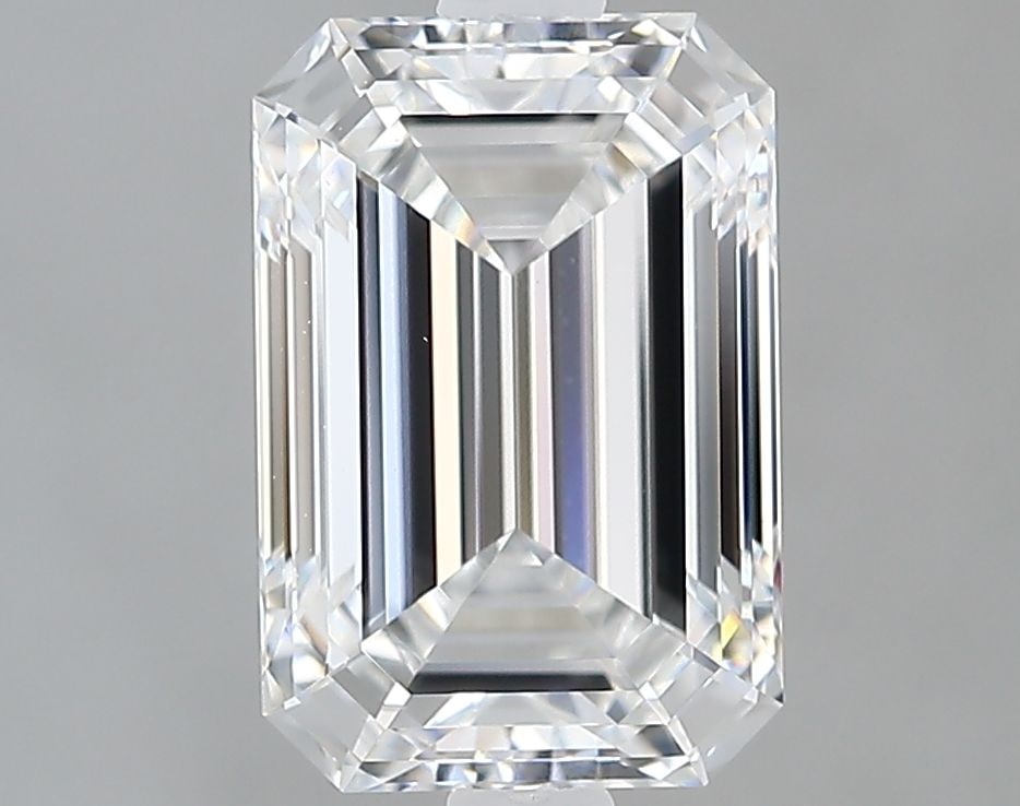 IGI Emerald 2.11ct E VVS2 - Loose Lab Diamond: IGI Emerald 2.11ct E VVS2 - Loose Lab Diamond Item Specifics: Source: This Is A Real Diamond Grown In A Lab Not Mined. Carat: 2.11 Cut: - Color: E Clarity: VVS2 Polish: EX Symmetry: EX Measurements: 9