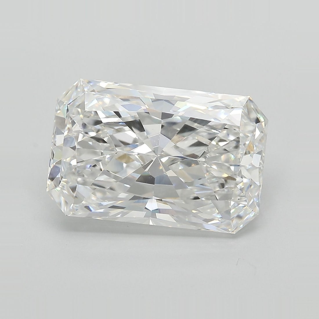 IGI Radiant 1.5ct E VVS2 - Loose Lab Diamond: IGI Radiant 1.5ct E VVS2 - Loose Lab Diamond Item Specifics: Source: This Is A Real Diamond Grown In A Lab Not Mined. Carat: 1.5 Cut: - Color: E Clarity: VVS2 Polish: VG Symmetry: VG Measurements: