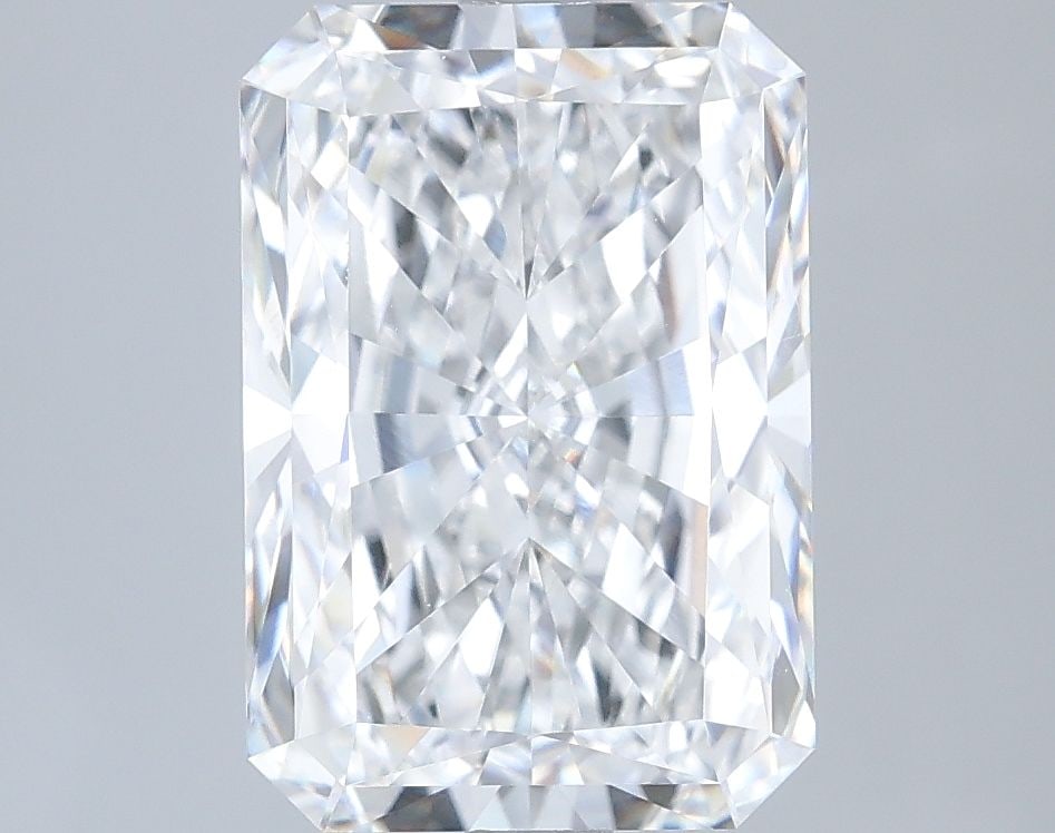 IGI Radiant 3.92ct D VVS2 - Loose Lab Diamond: IGI Radiant 3.92ct D VVS2 - Loose Lab Diamond Item Specifics: Source: This Is A Real Diamond Grown In A Lab Not Mined. Carat: 3.92 Cut: - Color: D Clarity: VVS2 Polish: EX Symmetry: EX Measurements: