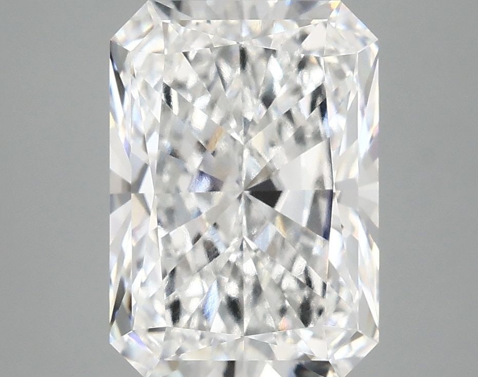 IGI Radiant 4.02ct E VVS2 - Loose Lab Diamond: IGI Radiant 4.02ct E VVS2 - Loose Lab Diamond Item Specifics: Source: This Is A Real Diamond Grown In A Lab Not Mined. Carat: 4.02 Cut: - Color: E Clarity: VVS2 Polish: EX Symmetry: EX Measurements: 1