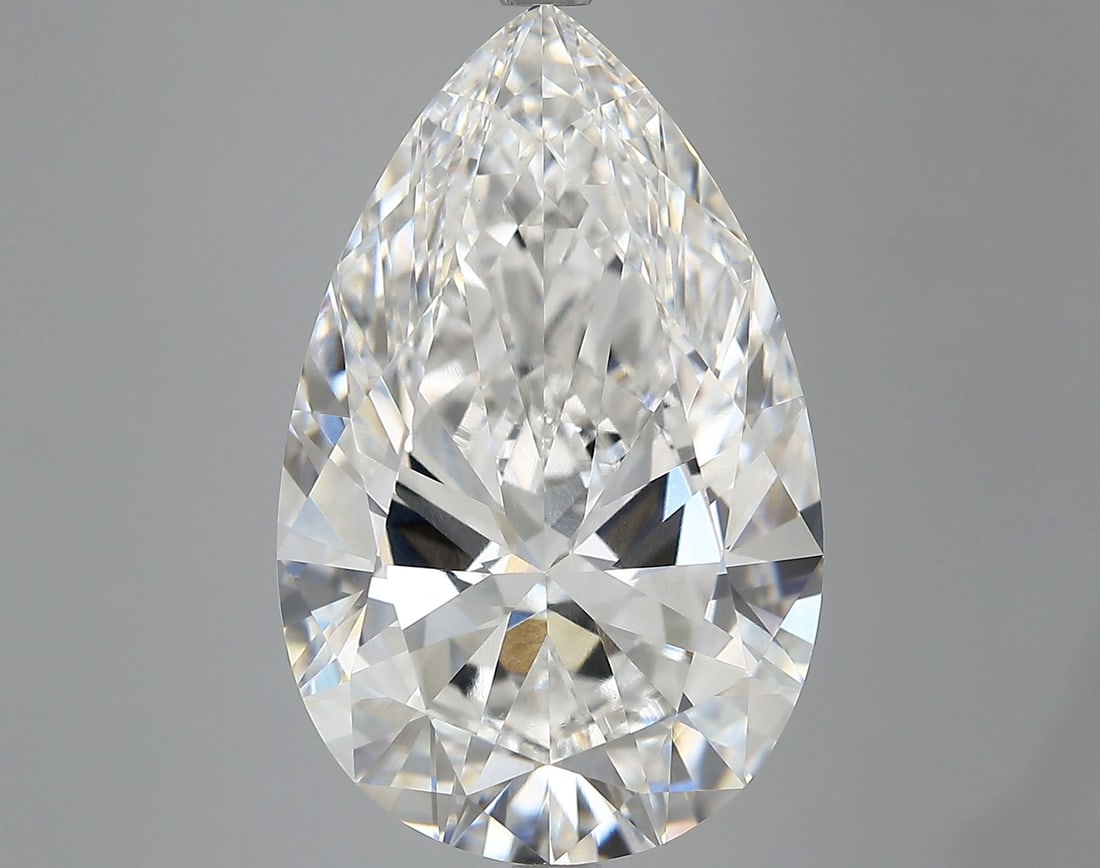 IGI Pear 8.88ct E VVS2 - Loose Lab Diamond: IGI Pear 8.88ct E VVS2 - Loose Lab Diamond Item Specifics: Source: This Is A Real Diamond Grown In A Lab Not Mined. Carat: 8.88 Cut: - Color: E Clarity: VVS2 Polish: EX Symmetry: EX Measurements: