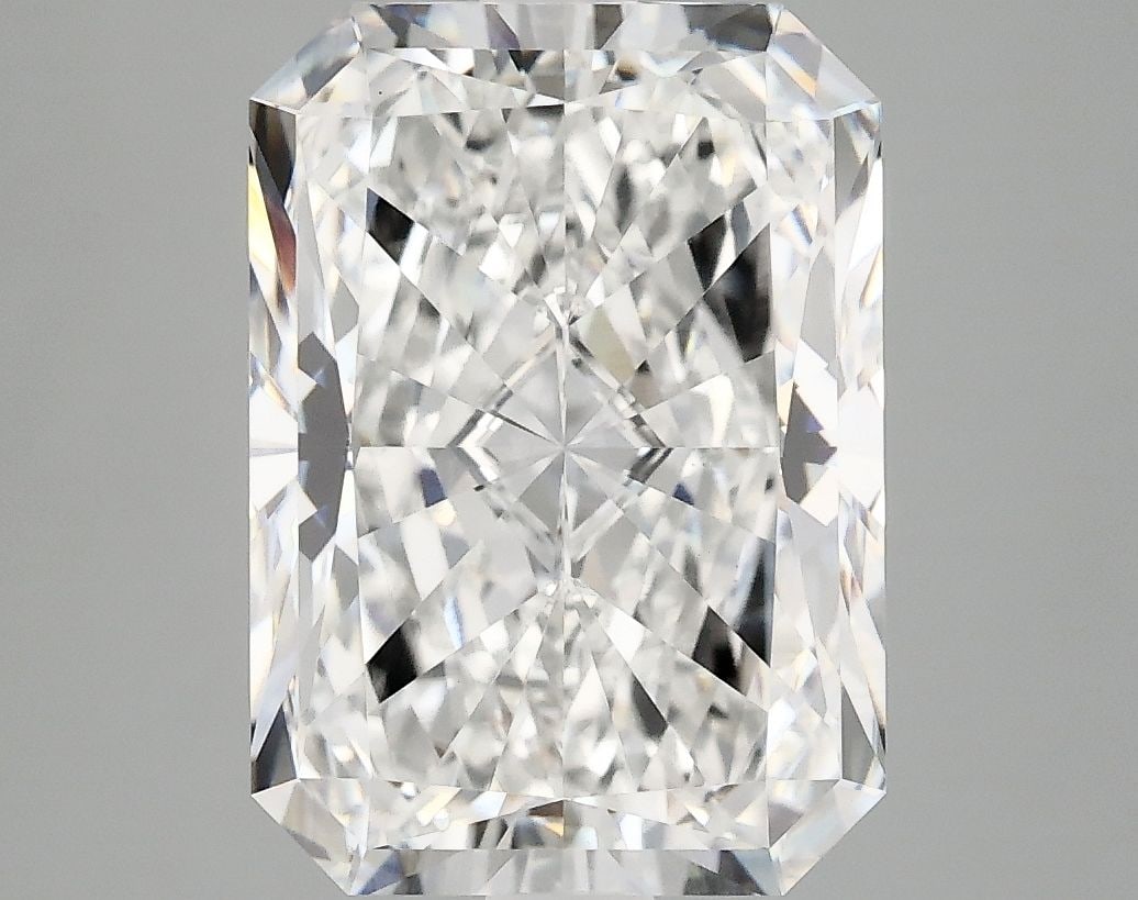 IGI Radiant 4.99ct E VVS2 - Loose Lab Diamond: IGI Radiant 4.99ct E VVS2 - Loose Lab Diamond Item Specifics: Source: This Is A Real Diamond Grown In A Lab Not Mined. Carat: 4.99 Cut: - Color: E Clarity: VVS2 Polish: EX Symmetry: EX Measurements: 1