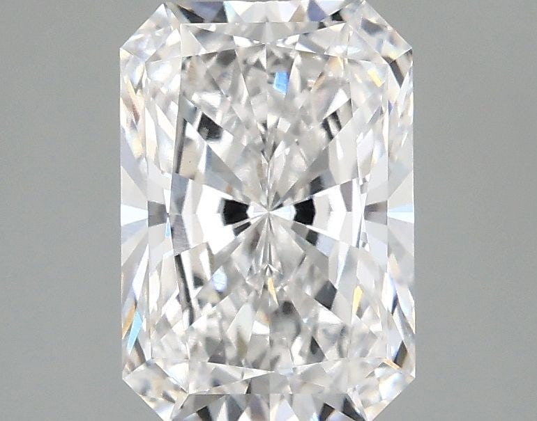 IGI Radiant 2.07ct D VVS2 - Loose Lab Diamond: IGI Radiant 2.07ct D VVS2 - Loose Lab Diamond Item Specifics: Source: This Is A Real Diamond Grown In A Lab Not Mined. Carat: 2.07 Cut: - Color: D Clarity: VVS2 Polish: EX Symmetry: EX Measurements: 9