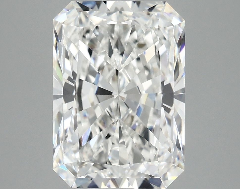 IGI Radiant 4.08ct E VVS2 - Loose Lab Diamond: IGI Radiant 4.08ct E VVS2 - Loose Lab Diamond Item Specifics: Source: This Is A Real Diamond Grown In A Lab Not Mined. Carat: 4.08 Cut: - Color: E Clarity: VVS2 Polish: EX Symmetry: EX Measurements: 1