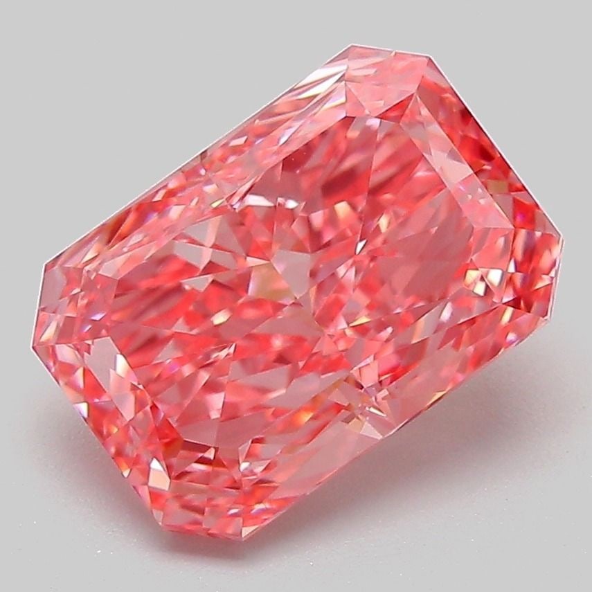 IGI Radiant 3.07ct Fancy Vivid Pink VVS2 - Loose Lab Diamond: IGI Radiant 3.07ct Fancy Vivid Pink VVS2 - Loose Lab Diamond Item Specifics: Source: This Is A Real Diamond Grown In A Lab Not Mined. Carat: 3.07 Cut: - Color: Fancy Vivid Pink Clarity: VVS2 Polish: E