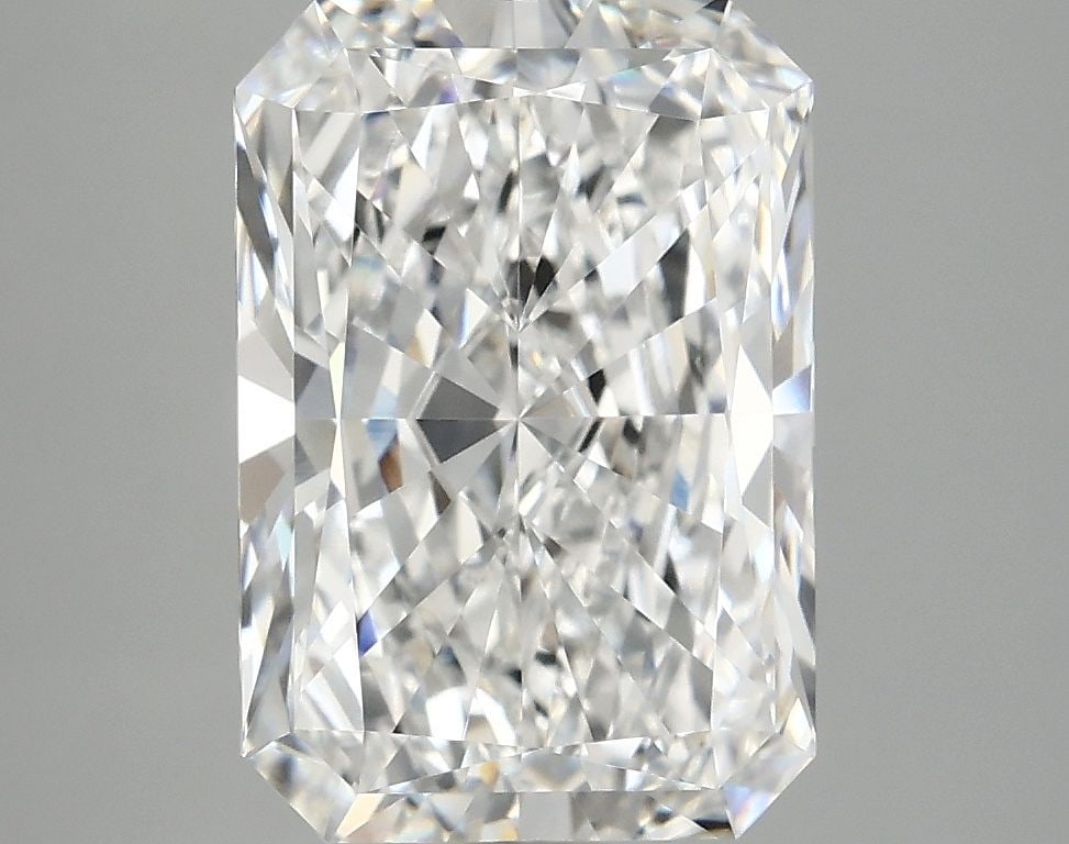 IGI Radiant 4.03ct E VVS2 - Loose Lab Diamond: IGI Radiant 4.03ct E VVS2 - Loose Lab Diamond Item Specifics: Source: This Is A Real Diamond Grown In A Lab Not Mined. Carat: 4.03 Cut: - Color: E Clarity: VVS2 Polish: EX Symmetry: EX Measurements: 1