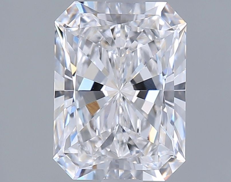 GIA Radiant 2.02ct D VVS2 - Loose Lab Diamond: GIA Radiant 2.02ct D VVS2 - Loose Lab Diamond Item Specifics: Source: This Is A Real Diamond Grown In A Lab Not Mined. Carat: 2.02 Cut: - Color: D Clarity: VVS2 Polish: EX Symmetry: EX Measurements: 8