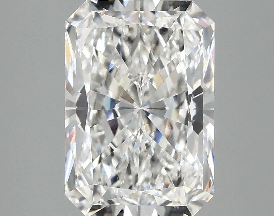 IGI Radiant 3.08ct E VVS2 - Loose Lab Diamond: IGI Radiant 3.08ct E VVS2 - Loose Lab Diamond Item Specifics: Source: This Is A Real Diamond Grown In A Lab Not Mined. Carat: 3.08 Cut: - Color: E Clarity: VVS2 Polish: EX Symmetry: EX Measurements: 1