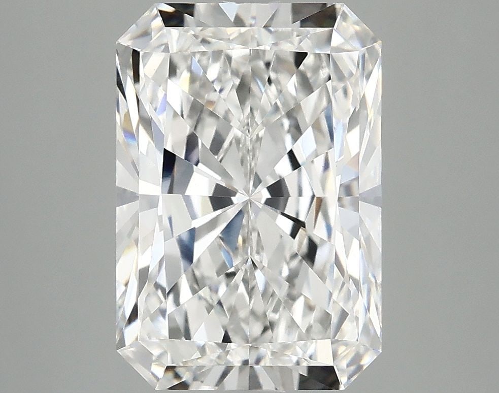 IGI Radiant 4.03ct E VVS2 - Loose Lab Diamond: IGI Radiant 4.03ct E VVS2 - Loose Lab Diamond Item Specifics: Source: This Is A Real Diamond Grown In A Lab Not Mined. Carat: 4.03 Cut: - Color: E Clarity: VVS2 Polish: EX Symmetry: EX Measurements: 1