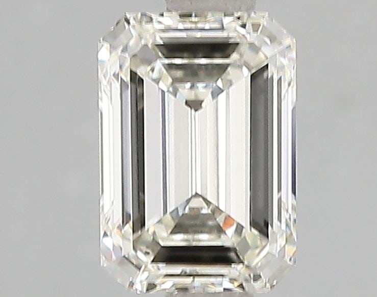 IGI Emerald 1.59ct H VVS2 - Loose Lab Diamond: IGI Emerald 1.59ct H VVS2 - Loose Lab Diamond Item Specifics: Source: This Is A Real Diamond Grown In A Lab Not Mined. Carat: 1.59 Cut: - Color: H Clarity: VVS2 Polish: EX Symmetry: EX Measurements: 7