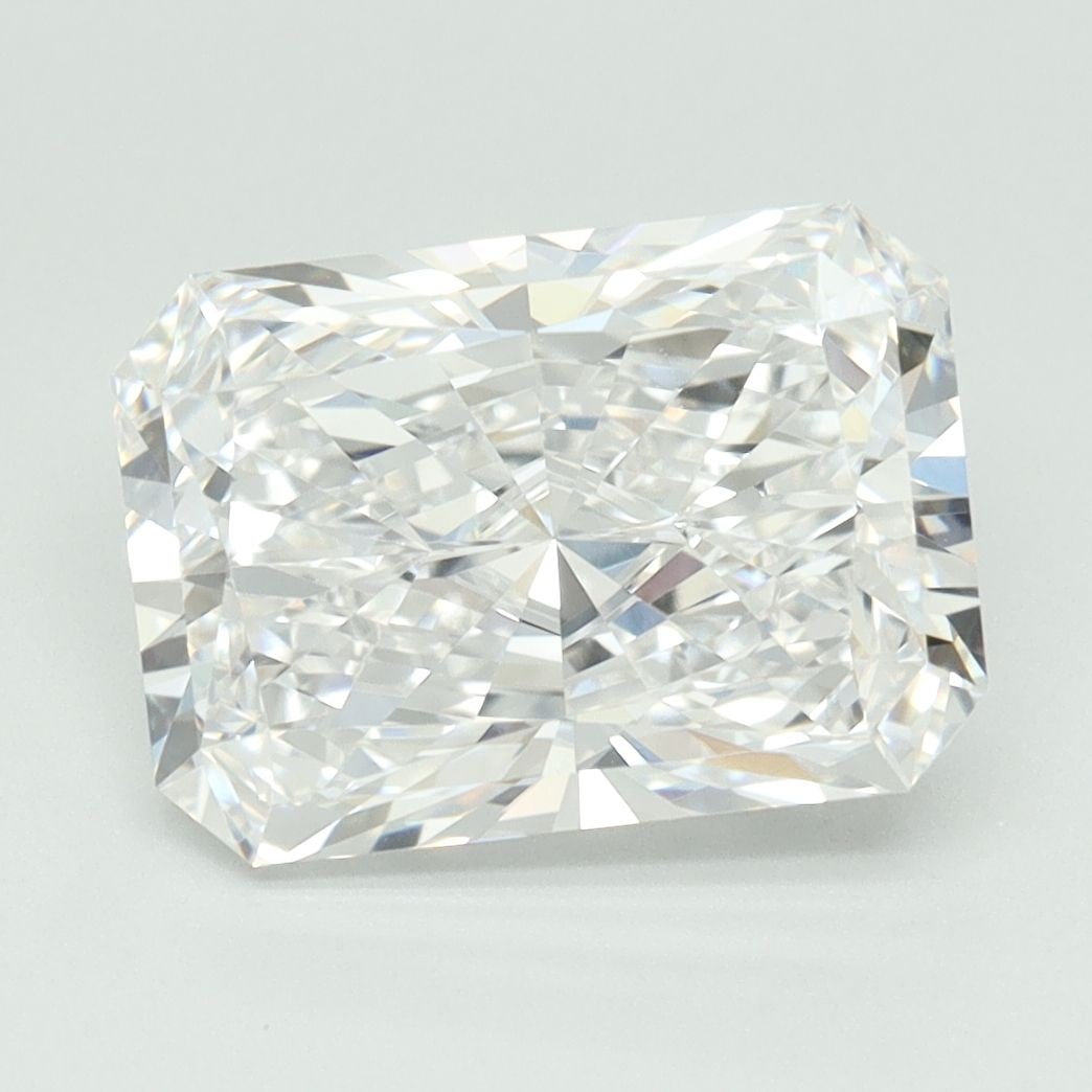 GIA Radiant 3.86ct E VVS1 - Loose Lab Diamond: GIA Radiant 3.86ct E VVS1 - Loose Lab Diamond Item Specifics: Source: This Is A Real Diamond Grown In A Lab Not Mined. Carat: 3.86 Cut: - Color: E Clarity: VVS1 Polish: EX Symmetry: EX Measurements: 1