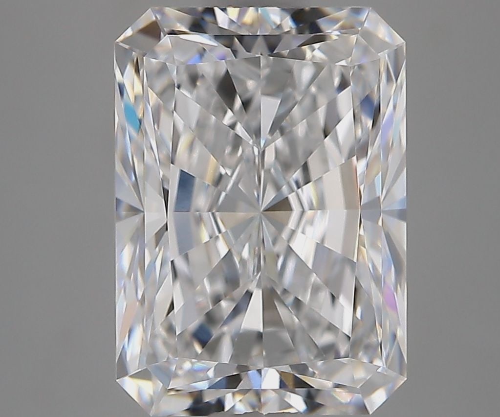 GIA Radiant 3.71ct D VVS2 - Loose Lab Diamond: GIA Radiant 3.71ct D VVS2 - Loose Lab Diamond Item Specifics: Source: This Is A Real Diamond Grown In A Lab Not Mined. Carat: 3.71 Cut: - Color: D Clarity: VVS2 Polish: EX Symmetry: EX Measurements: 1