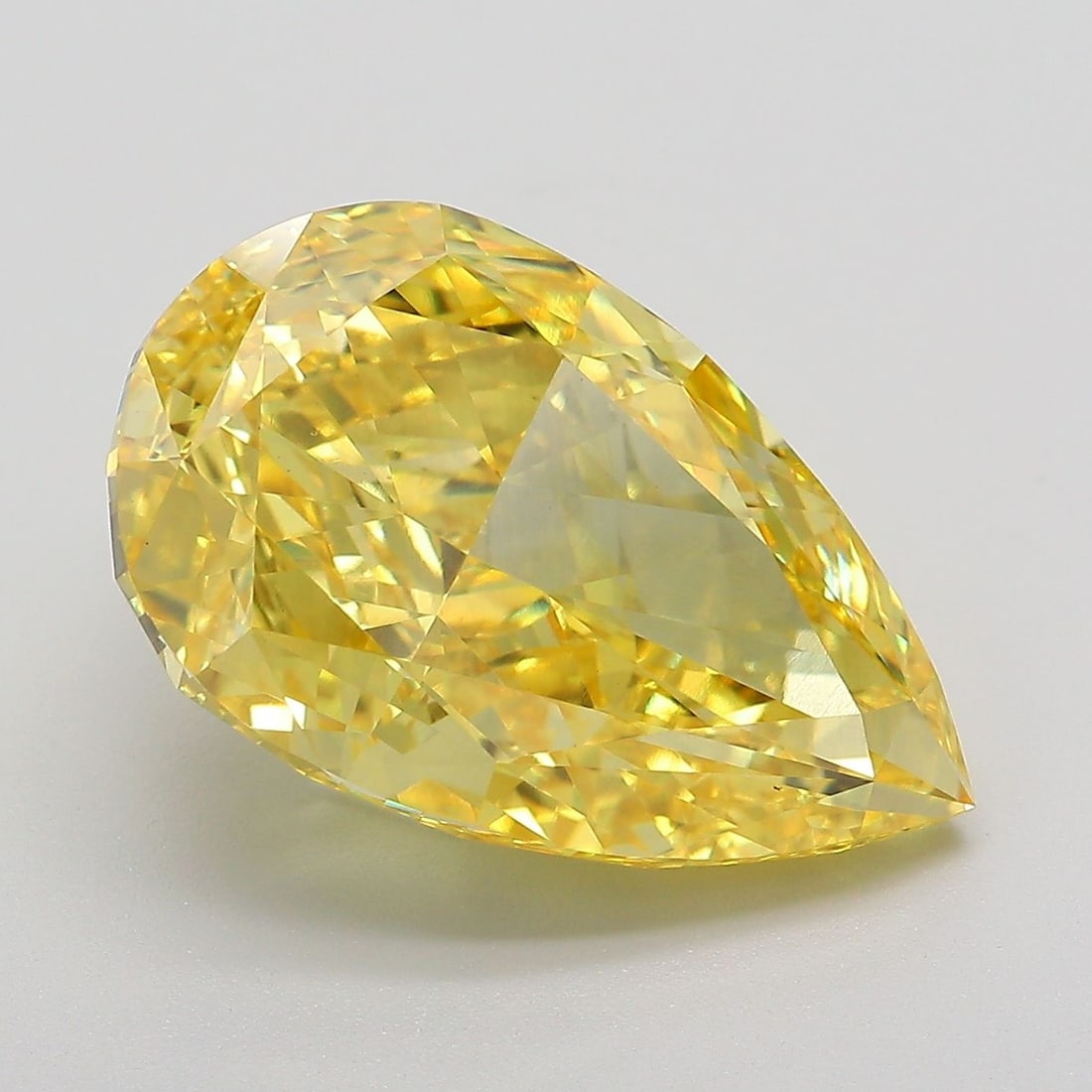 IGI Pear 9.55ct Fancy Vivid Yellow VVS2 - Loose Lab Diamond: IGI Pear 9.55ct Fancy Vivid Yellow VVS2 - Loose Lab Diamond Item Specifics: Source: This Is A Real Diamond Grown In A Lab Not Mined. Carat: 9.55 Cut: - Color: Fancy Vivid Yellow Clarity: VVS2 Polish: 