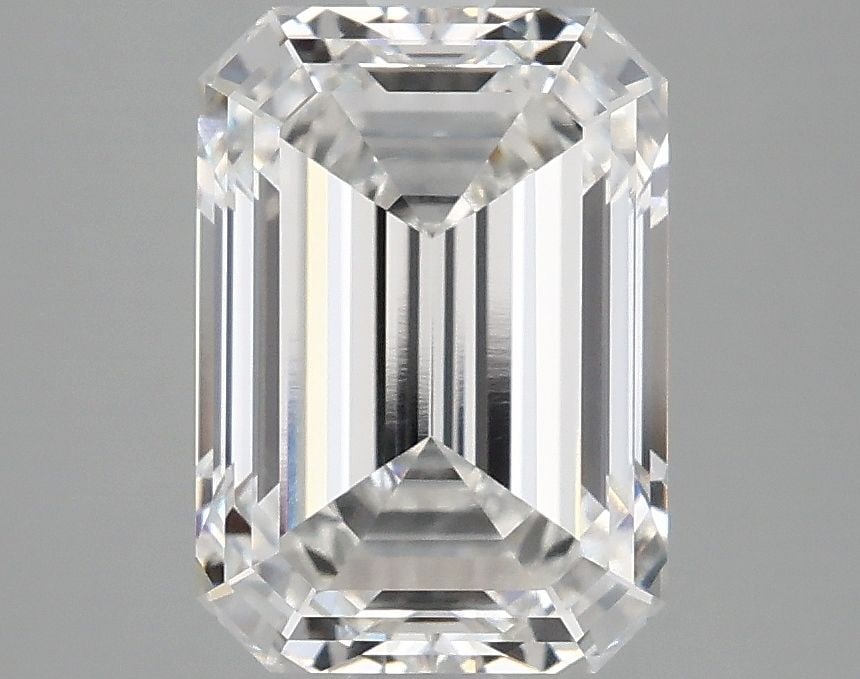 IGI Emerald 3.3ct E VVS2 - Loose Lab Diamond: IGI Emerald 3.3ct E VVS2 - Loose Lab Diamond Item Specifics: Source: This Is A Real Diamond Grown In A Lab Not Mined. Carat: 3.3 Cut: - Color: E Clarity: VVS2 Polish: EX Symmetry: EX Measurements: 9.9