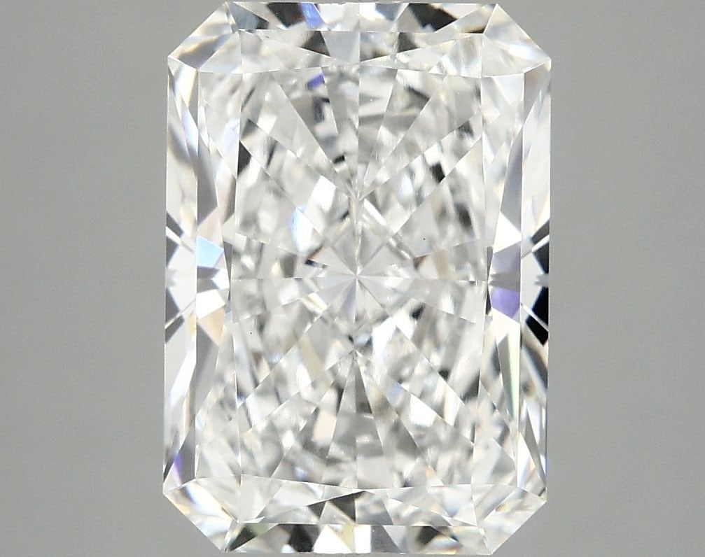 IGI Radiant 3.37ct E VVS2 - Loose Lab Diamond: IGI Radiant 3.37ct E VVS2 - Loose Lab Diamond Item Specifics: Source: This Is A Real Diamond Grown In A Lab Not Mined. Carat: 3.37 Cut: - Color: E Clarity: VVS2 Polish: EX Symmetry: EX Measurements: 1