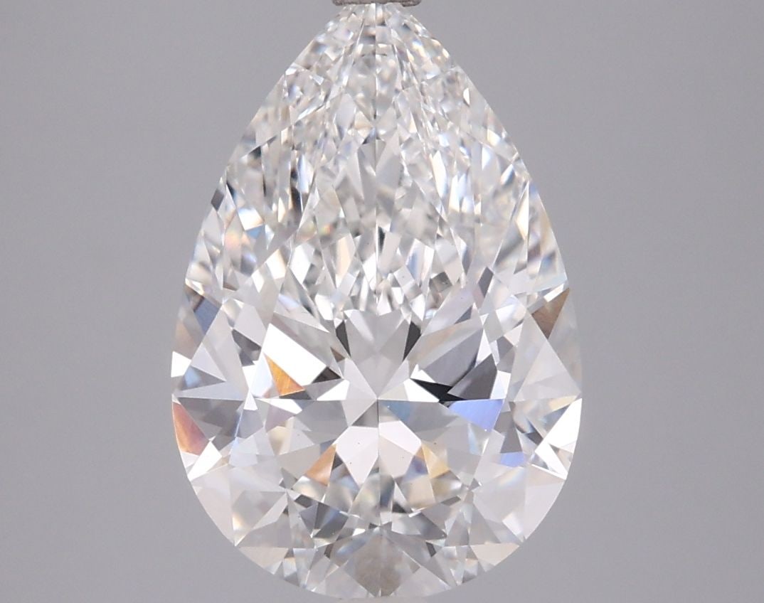 IGI Pear 3.5ct E VVS2 - Loose Lab Diamond: IGI Pear 3.5ct E VVS2 - Loose Lab Diamond Item Specifics: Source: This Is A Real Diamond Grown In A Lab Not Mined. Carat: 3.5 Cut: - Color: E Clarity: VVS2 Polish: EX Symmetry: EX Measurements: 13.07L