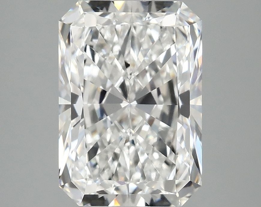 IGI Radiant 3.08ct E VVS2 - Loose Lab Diamond: IGI Radiant 3.08ct E VVS2 - Loose Lab Diamond Item Specifics: Source: This Is A Real Diamond Grown In A Lab Not Mined. Carat: 3.08 Cut: - Color: E Clarity: VVS2 Polish: EX Symmetry: EX Measurements: 1