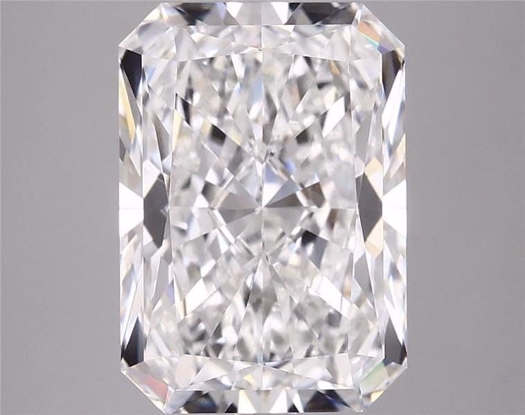 IGI Radiant 4.57ct E VVS2 - Loose Lab Diamond: IGI Radiant 4.57ct E VVS2 - Loose Lab Diamond Item Specifics: Source: This Is A Real Diamond Grown In A Lab Not Mined. Carat: 4.57 Cut: - Color: E Clarity: VVS2 Polish: EX Symmetry: EX Measurements: 1