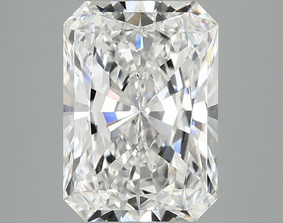 IGI Radiant 3.09ct E VVS2 - Loose Lab Diamond: IGI Radiant 3.09ct E VVS2 - Loose Lab Diamond Item Specifics: Source: This Is A Real Diamond Grown In A Lab Not Mined. Carat: 3.09 Cut: - Color: E Clarity: VVS2 Polish: EX Symmetry: EX Measurements: