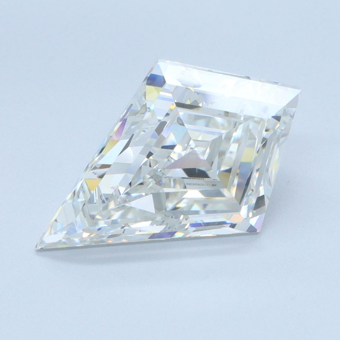 IGI Kite 4.07ct F VVS2 - Loose Lab Diamond: IGI Kite 4.07ct F VVS2 - Loose Lab Diamond Item Specifics: Source: This Is A Real Diamond Grown In A Lab Not Mined. Carat: 4.07 Cut: - Color: F Clarity: VVS2 Polish: EX Symmetry: EX Measurements: 15.0