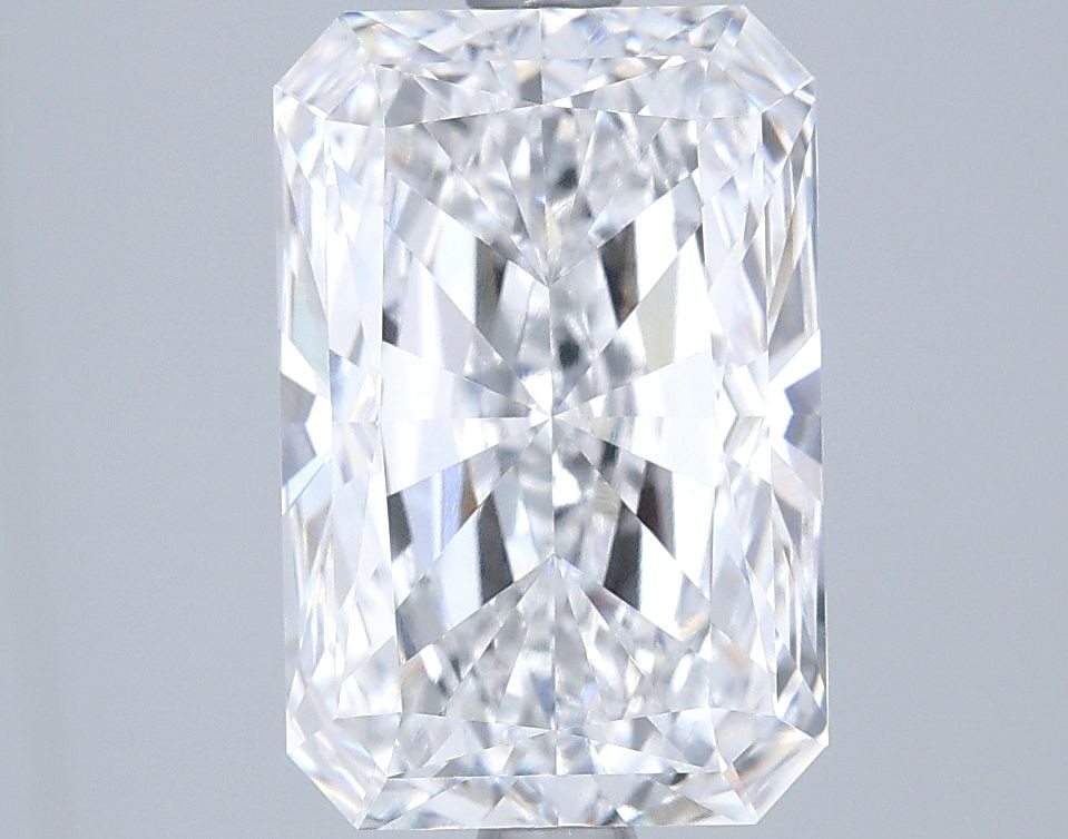 GIA Radiant 3.54ct D VVS2 - Loose Lab Diamond: GIA Radiant 3.54ct D VVS2 - Loose Lab Diamond Item Specifics: Source: This Is A Real Diamond Grown In A Lab Not Mined. Carat: 3.54 Cut: - Color: D Clarity: VVS2 Polish: EX Symmetry: EX Measurements: 1