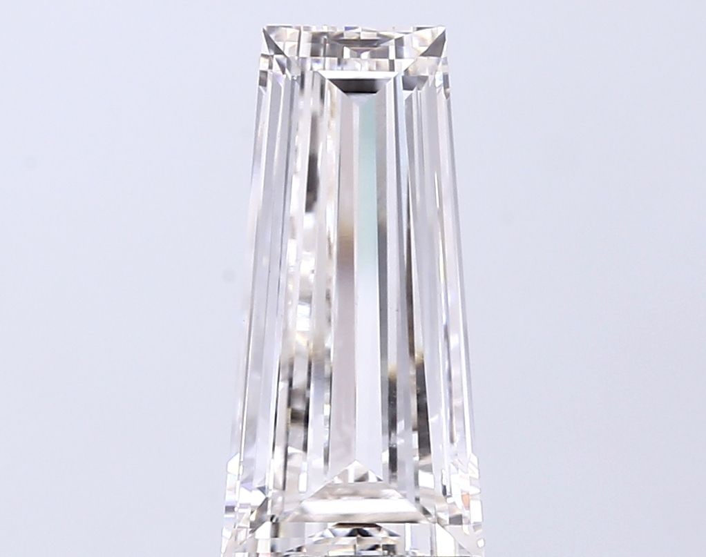 IGI Tapered Baguette 3.01ct G VVS2 - Loose Lab Diamond: IGI Tapered Baguette 3.01ct G VVS2 - Loose Lab Diamond Item Specifics: Source: This Is A Real Diamond Grown In A Lab Not Mined. Carat: 3.01 Cut: - Color: G Clarity: VVS2 Polish: EX Symmetry: EX Measur