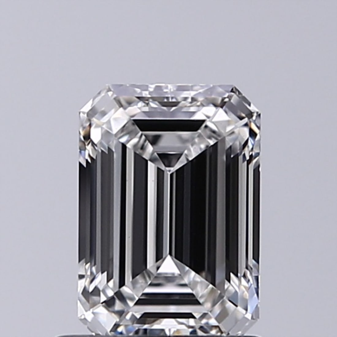 IGI Emerald 0.94ct E VVS2 - Loose Lab Diamond: IGI Emerald 0.94ct E VVS2 - Loose Lab Diamond Item Specifics: Source: This Is A Real Diamond Grown In A Lab Not Mined. Carat: 0.94 Cut: - Color: E Clarity: VVS2 Polish: EX Symmetry: EX Measurements: 6