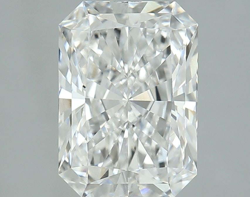 GIA Radiant 2.03ct D VVS2 - Loose Lab Diamond: GIA Radiant 2.03ct D VVS2 - Loose Lab Diamond Item Specifics: Source: This Is A Real Diamond Grown In A Lab Not Mined. Carat: 2.03 Cut: - Color: D Clarity: VVS2 Polish: EX Symmetry: EX Measurements: 8