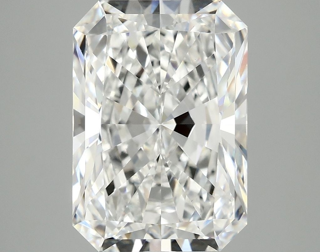 IGI Radiant 4.9ct E VVS2 - Loose Lab Diamond: IGI Radiant 4.9ct E VVS2 - Loose Lab Diamond Item Specifics: Source: This Is A Real Diamond Grown In A Lab Not Mined. Carat: 4.9 Cut: - Color: E Clarity: VVS2 Polish: EX Symmetry: EX Measurements: 12.