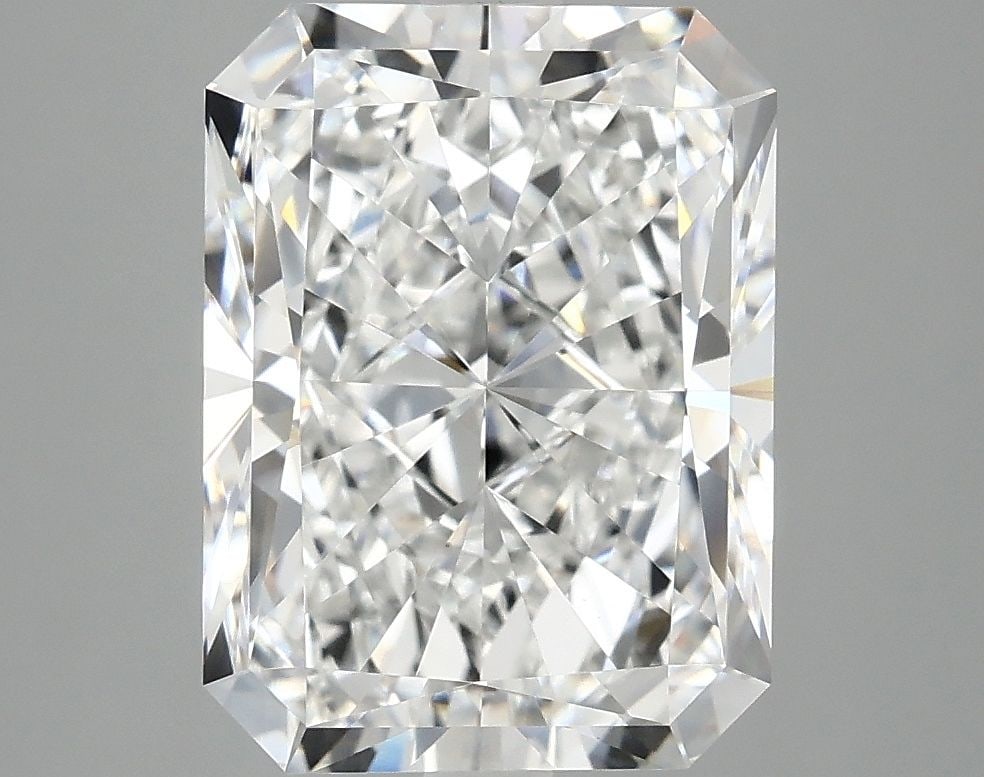 IGI Radiant 4.85ct D VVS2 - Loose Lab Diamond: IGI Radiant 4.85ct D VVS2 - Loose Lab Diamond Item Specifics: Source: This Is A Real Diamond Grown In A Lab Not Mined. Carat: 4.85 Cut: - Color: D Clarity: VVS2 Polish: EX Symmetry: EX Measurements: