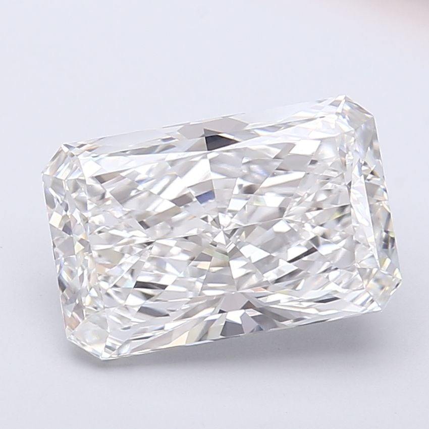 IGI Radiant 4.25ct E VVS2 - Loose Lab Diamond: IGI Radiant 4.25ct E VVS2 - Loose Lab Diamond Item Specifics: Source: This Is A Real Diamond Grown In A Lab Not Mined. Carat: 4.25 Cut: - Color: E Clarity: VVS2 Polish: EX Symmetry: EX Measurements: 1