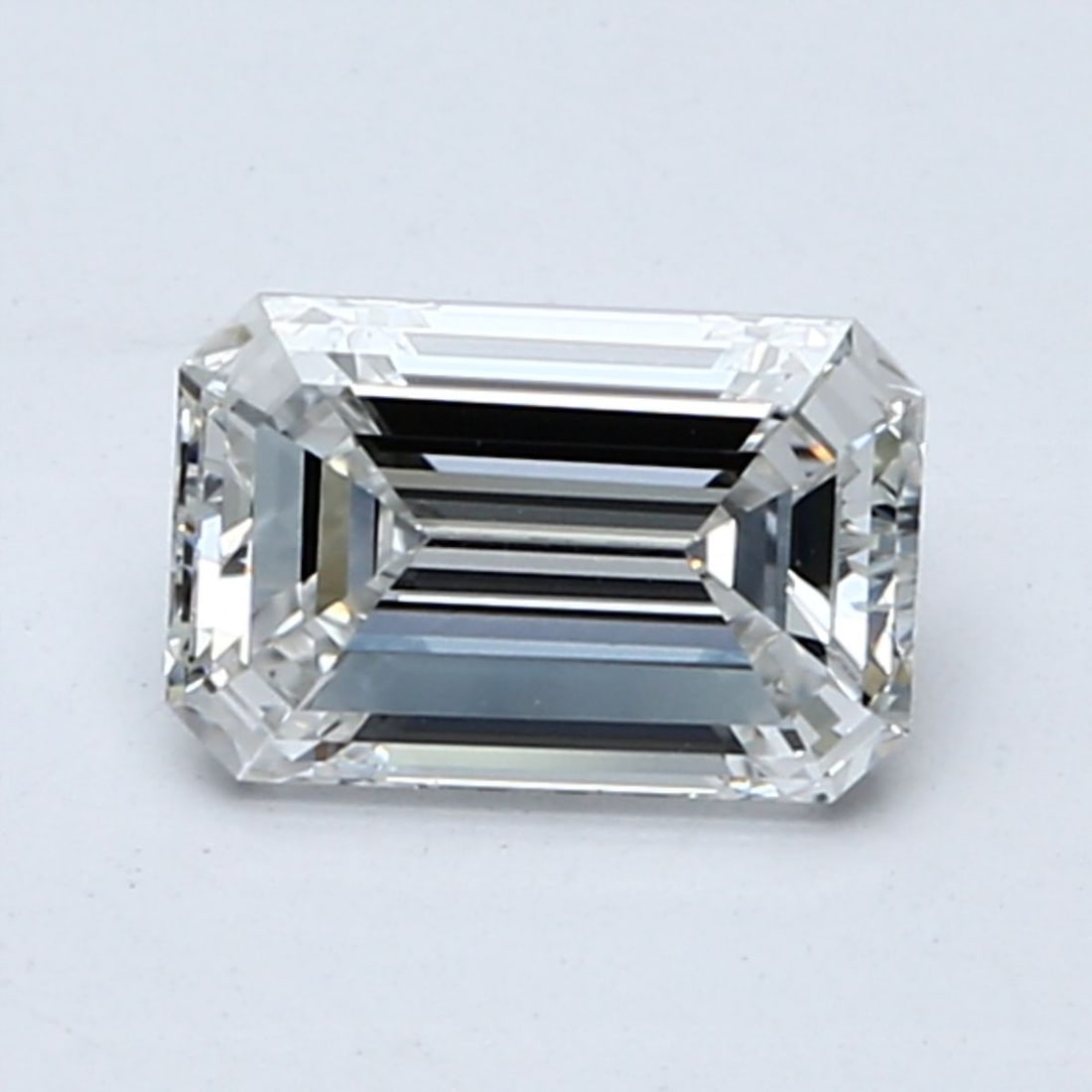 GIA Emerald 2.05ct E VVS2 - Loose Lab Diamond: GIA Emerald 2.05ct E VVS2 - Loose Lab Diamond Item Specifics: Source: This Is A Real Diamond Grown In A Lab Not Mined. Carat: 2.05 Cut: - Color: E Clarity: VVS2 Polish: EX Symmetry: EX Measurements: 8