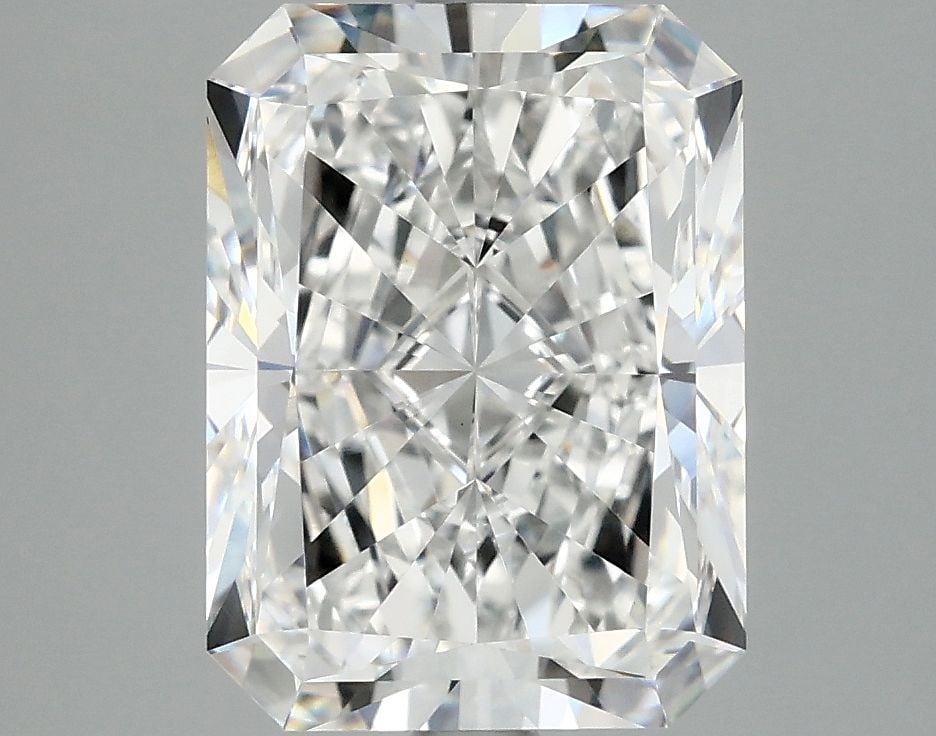 IGI Radiant 3.94ct E VVS2 - Loose Lab Diamond: IGI Radiant 3.94ct E VVS2 - Loose Lab Diamond Item Specifics: Source: This Is A Real Diamond Grown In A Lab Not Mined. Carat: 3.94 Cut: - Color: E Clarity: VVS2 Polish: EX Symmetry: EX Measurements: 1