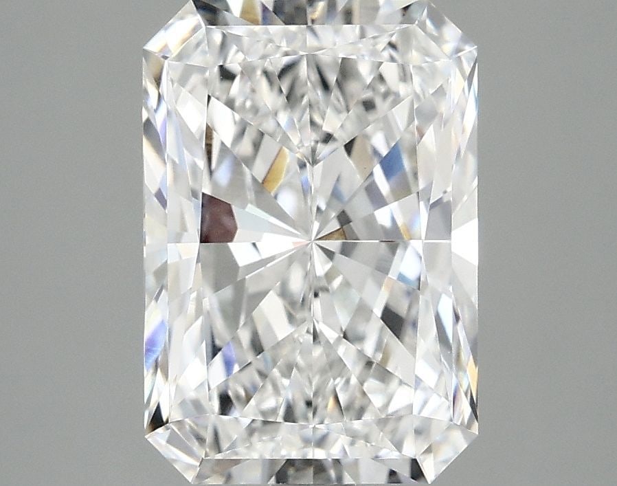 IGI Radiant 3.08ct E VVS2 - Loose Lab Diamond: IGI Radiant 3.08ct E VVS2 - Loose Lab Diamond Item Specifics: Source: This Is A Real Diamond Grown In A Lab Not Mined. Carat: 3.08 Cut: - Color: E Clarity: VVS2 Polish: EX Symmetry: EX Measurements: 1