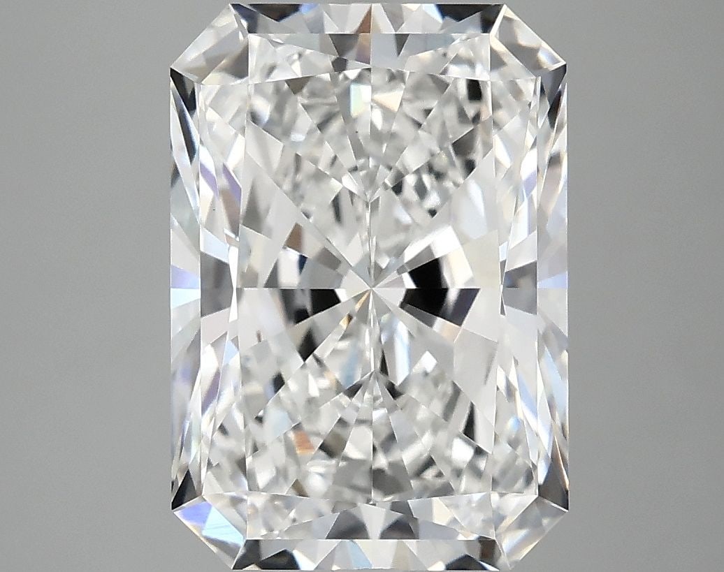 IGI Radiant 4.88ct E VVS2 - Loose Lab Diamond: IGI Radiant 4.88ct E VVS2 - Loose Lab Diamond Item Specifics: Source: This Is A Real Diamond Grown In A Lab Not Mined. Carat: 4.88 Cut: - Color: E Clarity: VVS2 Polish: EX Symmetry: EX Measurements: 1