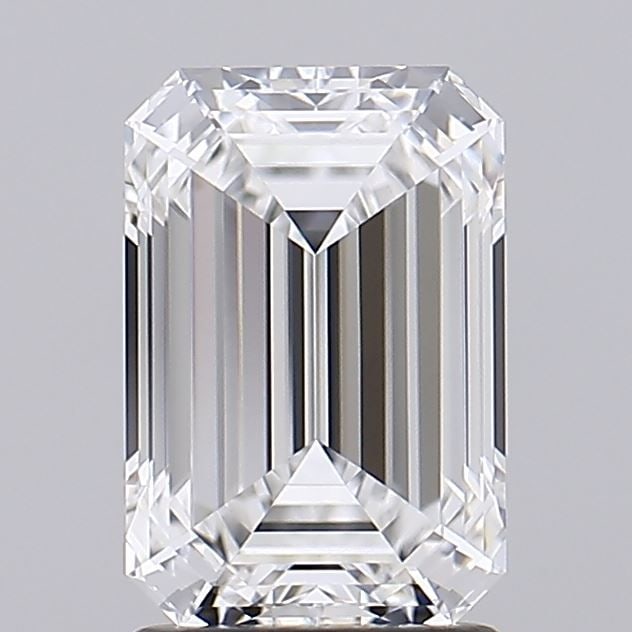 GIA Emerald 2.24ct E VVS2 - Loose Lab Diamond: GIA Emerald 2.24ct E VVS2 - Loose Lab Diamond Item Specifics: Source: This Is A Real Diamond Grown In A Lab Not Mined. Carat: 2.24 Cut: - Color: E Clarity: VVS2 Polish: EX Symmetry: EX Measurements: 9