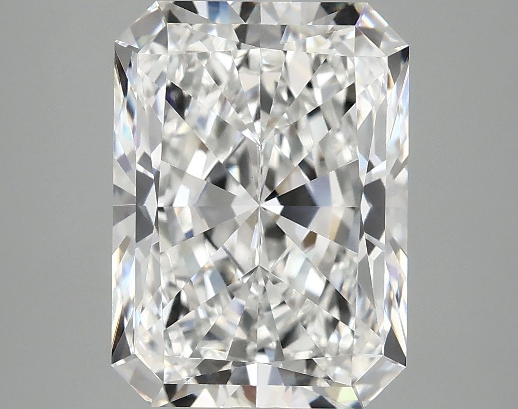 IGI Radiant 4.96ct E VVS2 - Loose Lab Diamond: IGI Radiant 4.96ct E VVS2 - Loose Lab Diamond Item Specifics: Source: This Is A Real Diamond Grown In A Lab Not Mined. Carat: 4.96 Cut: - Color: E Clarity: VVS2 Polish: EX Symmetry: EX Measurements: 1