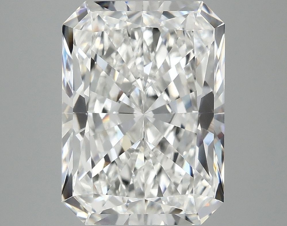 IGI Radiant 4.64ct E VVS2 - Loose Lab Diamond: IGI Radiant 4.64ct E VVS2 - Loose Lab Diamond Item Specifics: Source: This Is A Real Diamond Grown In A Lab Not Mined. Carat: 4.64 Cut: - Color: E Clarity: VVS2 Polish: EX Symmetry: EX Measurements: 1